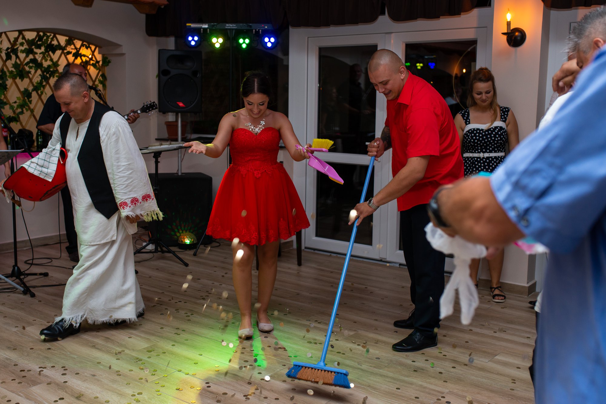 67794870_2424778424235858_6036051775423774720_n